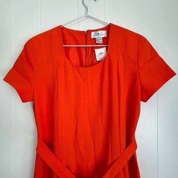 NWT Kathy Che orange fully lined dress with beautiful front pleating size 8 - Picture 7 of 12